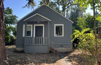 Charming 1 Bedroom Home In Downtown Vancouver for Rent - 3407 Grand Blvd
