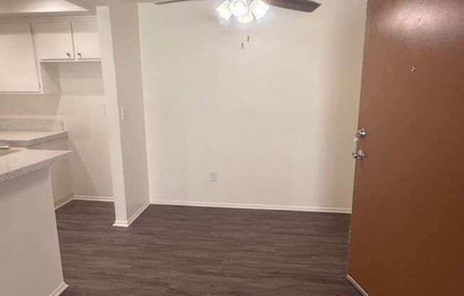 1 bed, 1 bath, 713 sqft, $2,075, Unit A135