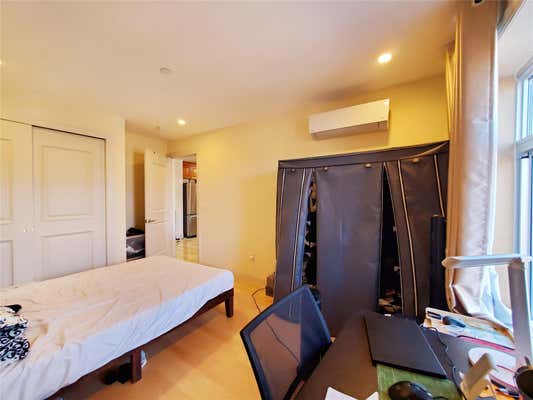 65 38 AUSTIN ST