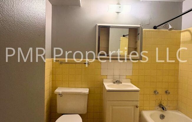 1 bed, 1 bath, $745, Unit 4524- 03