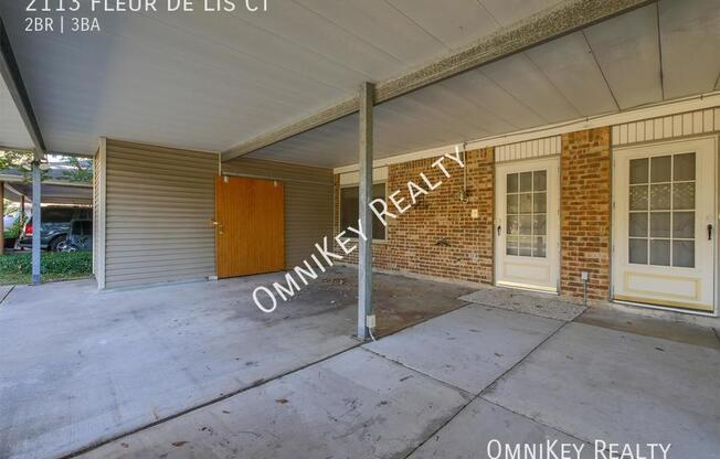 2113 FLEUR DE LIS CT