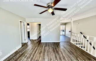 208 WOODCREEK DR