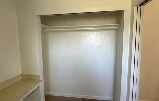 345 ENGLISH AVE