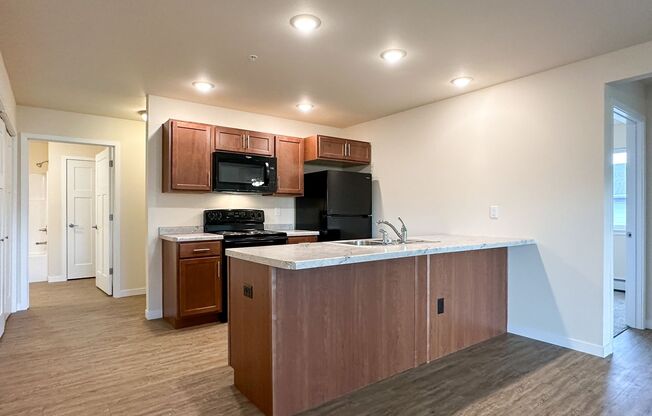 3 beds, 2 baths, 1,186 sqft, $1,385, Unit FL 5859-19