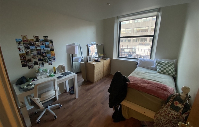 2 beds, 1 bath, 707 sqft, $3,450, Unit 5F
