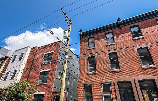 1223 N FRANKLIN ST