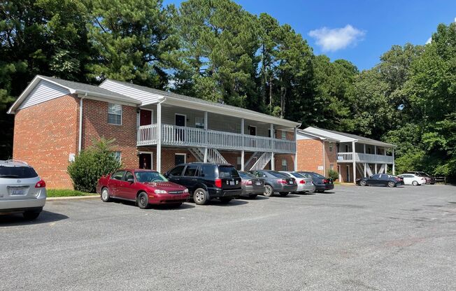 DUBLIN SQUARE APTS