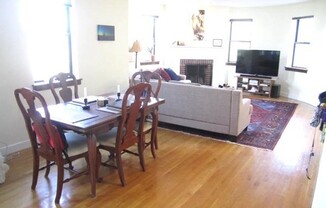 100 RIVERWAY