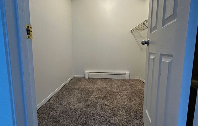 2 beds, 2 baths, 1,026 sqft, $1,949, Unit 1669-202 Quail