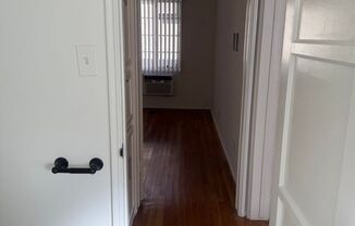 1 bed, 1 bath, $2,100, Unit 6