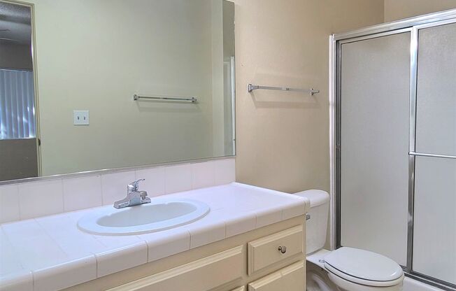 2 beds, 2 baths, $2,595