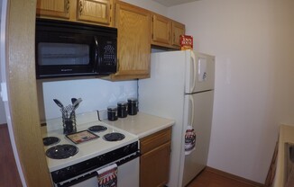 1 bed, 1 bath, 644 sqft, $845