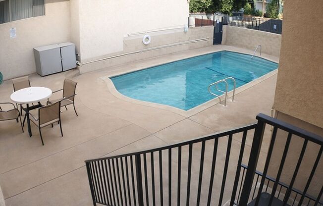 Courtland Arms Apartments