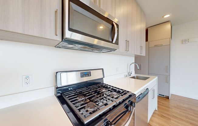 Studio, 1 bath, 463 sqft, $1,750, Unit 610