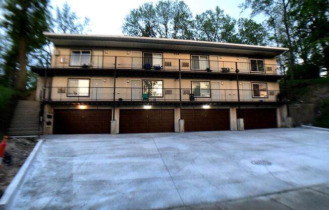 Come check out this recently remodeled one bedroom! Washer and Dryer in Unit!