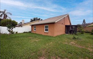 1925 KINGS CYN CIR