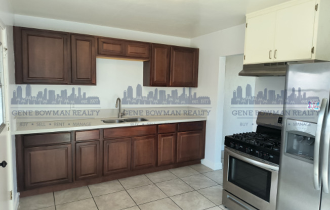 3 beds, 1 bath, 1,000 sqft, $3,650, Unit 457 A