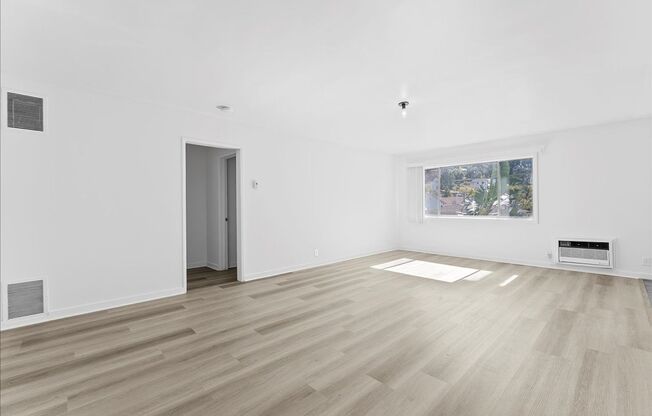 1437 E. Windsor Road