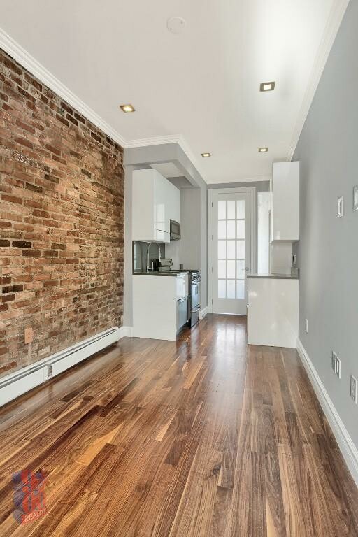 124 Ridge St