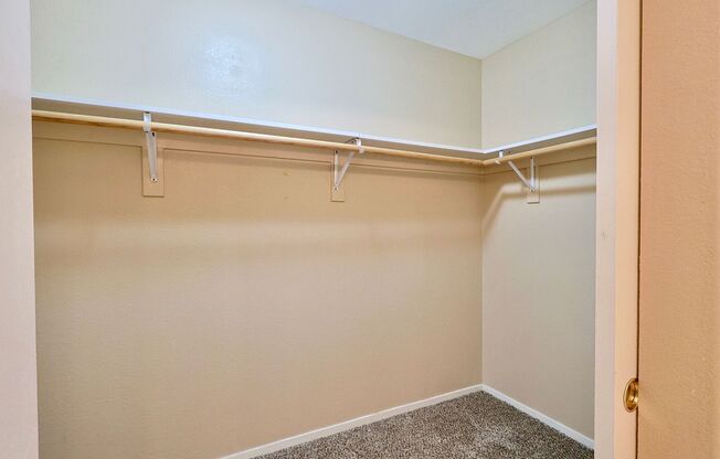 3 beds, 2.5 baths, $1,750