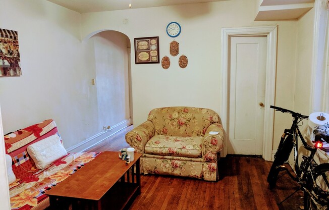 1 bed, 1 bath, $1,195, Unit Apt. 02