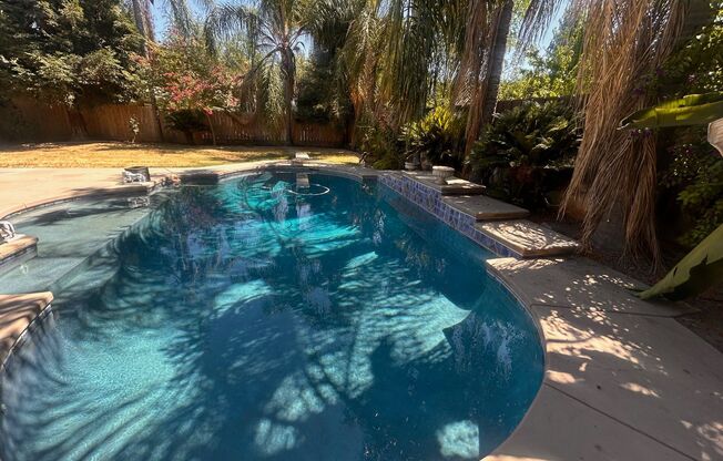 Beautiful home for rent in Visalia!