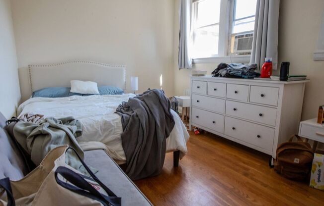 4 beds, 1 bath, $4,958, Unit 62 Egmont St. #5