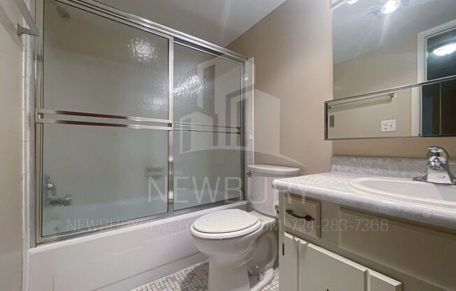 1 bed, 1 bath, 765 sqft, $859, Unit TH 204