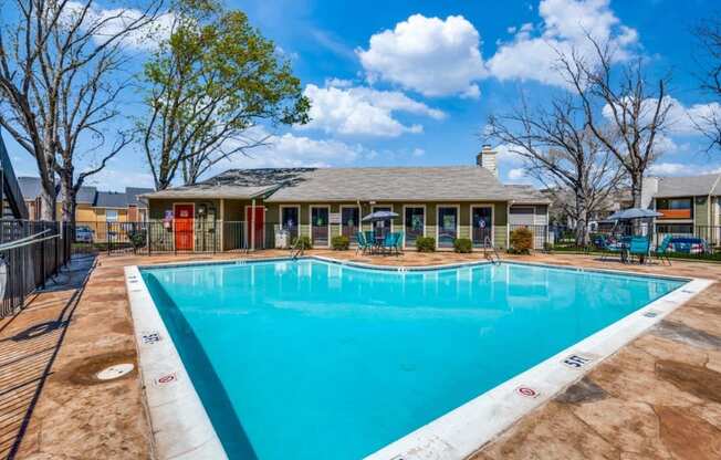 Cobble Hill Apartments in Fort Worth, Texas Clubhouse and Pool