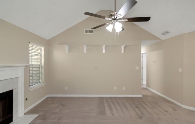 Charming 3BR/2BA Ranch Home in Stockbridge!