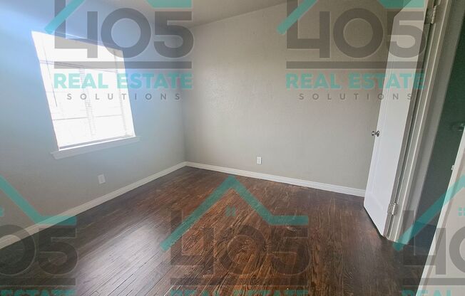 2 beds, 1 bath, 900 sqft, $795, Unit 25th- 07