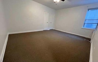 1 bed, 1 bath, 750 sqft, $2,250, Unit B5