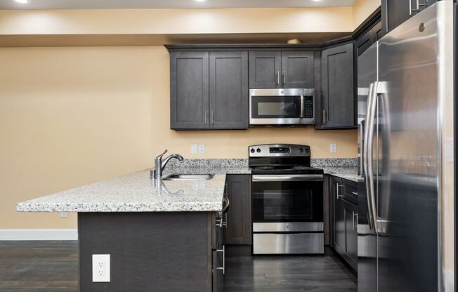 Marigold Apartments - Make Spirits Bright In Your New Apartment