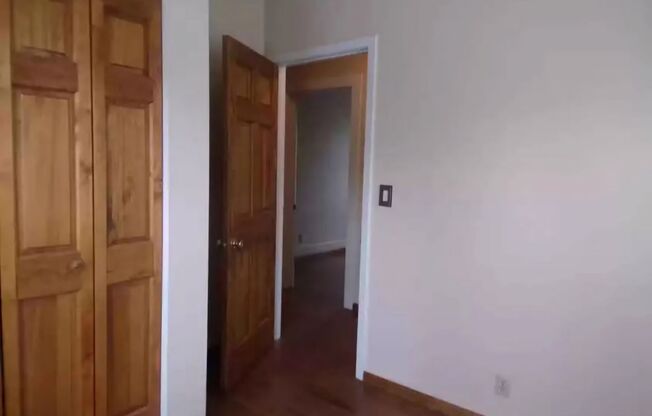 3 beds, 1 bath, $1,200