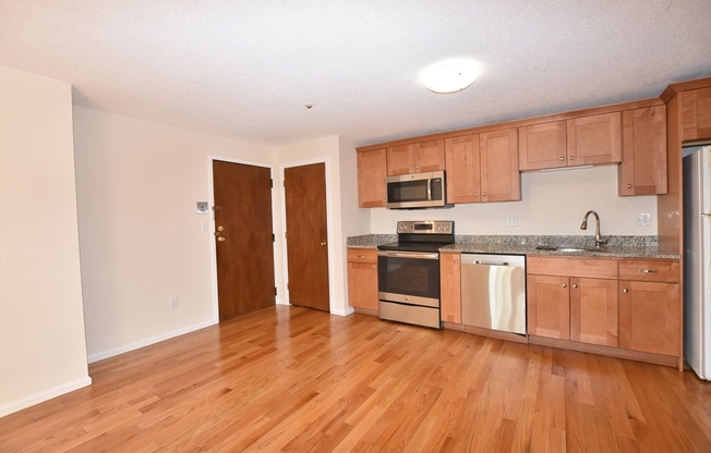 1 bed, 1 bath, 600 sqft, $2,195, Unit 15