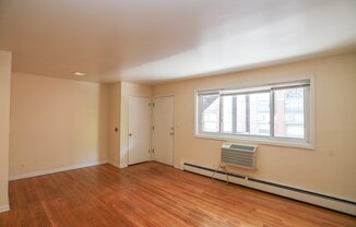 528 WELLINGTON