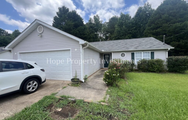 GRANTVILLE- 55 Canterbury Dr 3 Bedroom 2 Bath