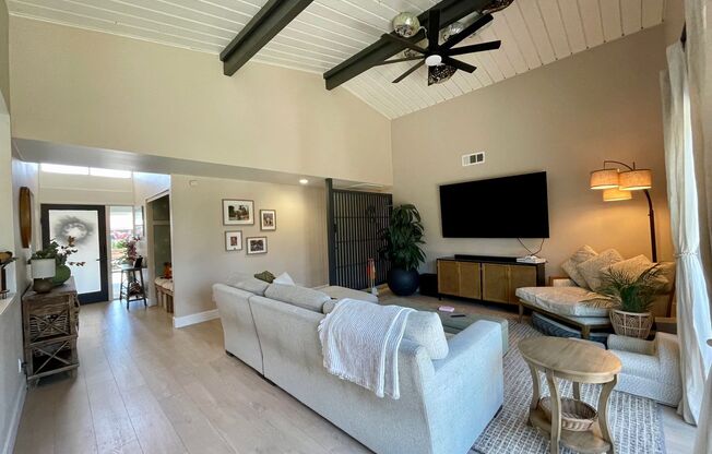 Gorgeous Mid century Modern home in San Carlos