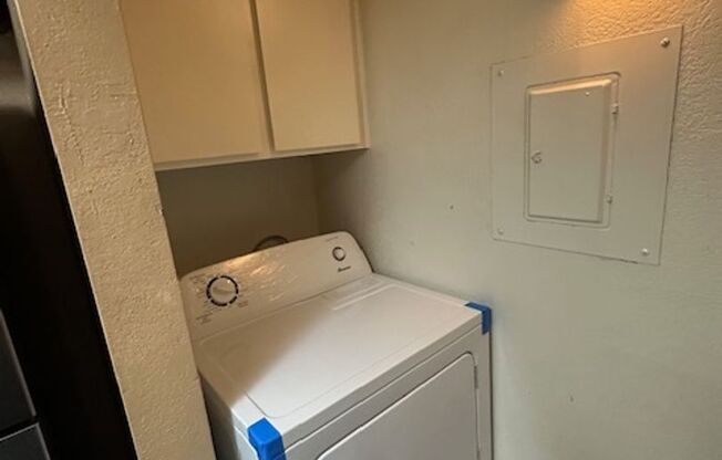 Spacious 3BR/2BA Apartment | In-Unit Washer & Dryer | Private Patio