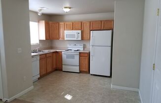 3 beds, 2 baths, 930 sqft, $1,200, Unit Apt A