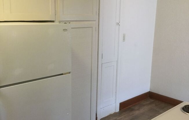 1 bed, 1 bath, $1,200, Unit 301