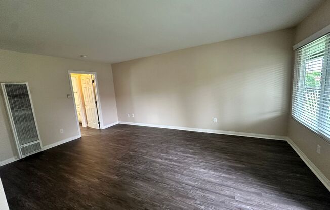 1 bed, 1 bath, 688 sqft, $2,150, Unit 0216