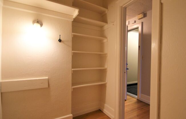 1 bed, 1 bath, 610 sqft, $1,495, Unit 214