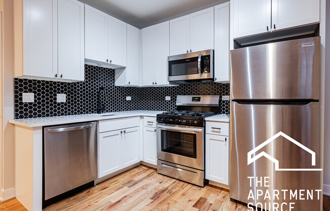 656 W WRIGHTWOOD AVE