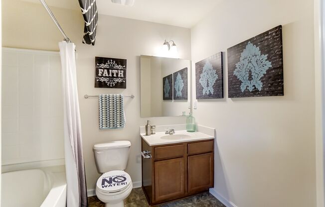 3 beds, 2.5 baths, 1,320 sqft, $1,650, Unit 2541 RRD