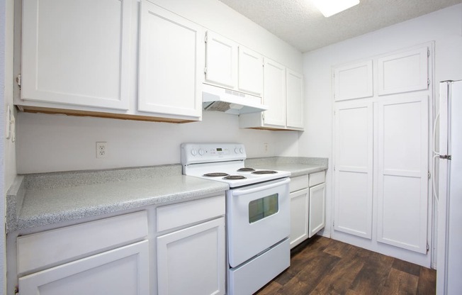 Kitchen at Park Place Apartments in Las Cruces New Mexico