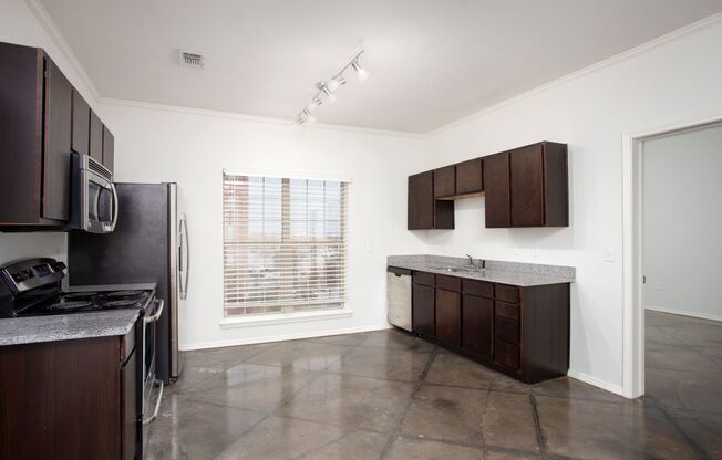 2 beds, 1 bath, 918 sqft, $1,278, Unit 9201 - 4428