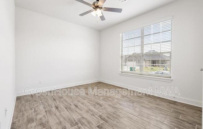720 MERRYFIELD ST
