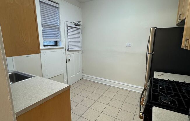 1 bed, 1 bath, 590 sqft, $1,795, Unit 605-3L