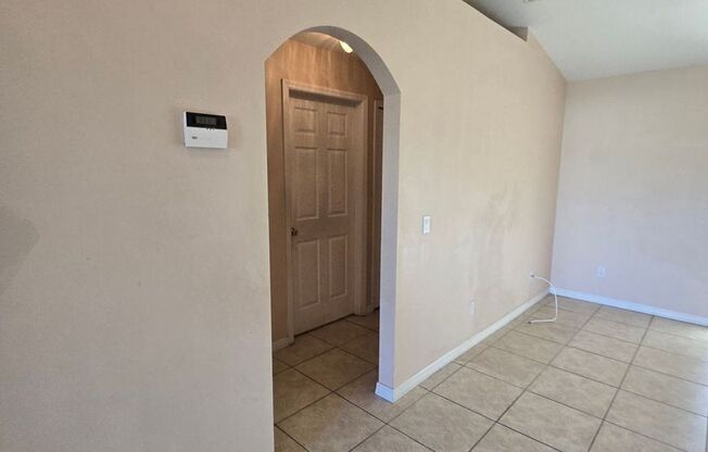 3 beds, 2 baths, $1,700